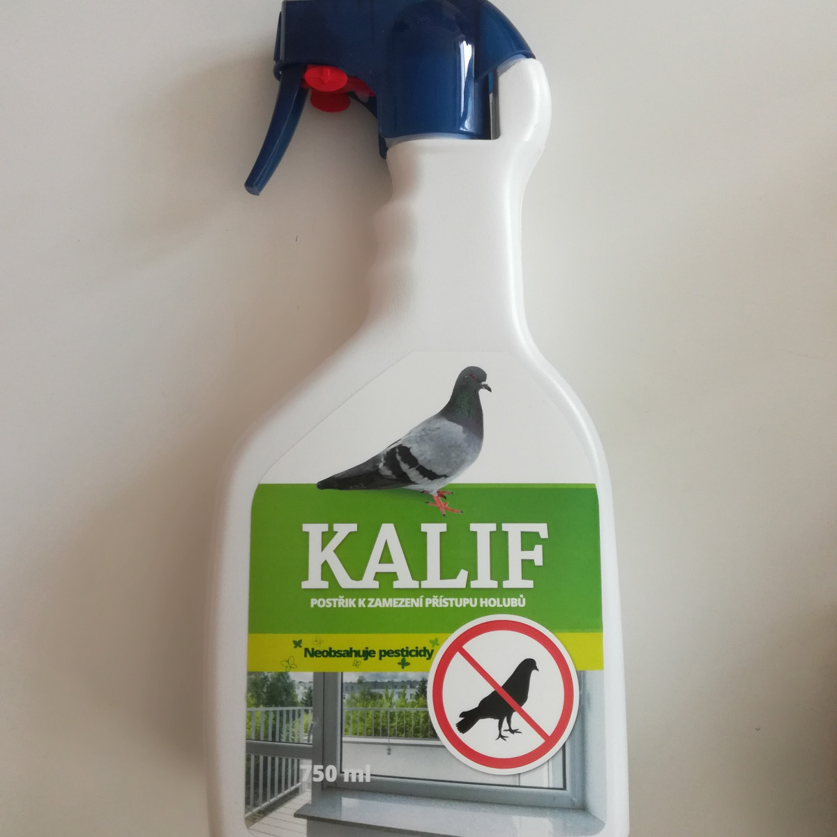 Kalif postřik zamezující usedání holubů a jiných ptáků - 450 ml