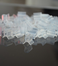 Klipsy pro roubování rostlin - 15 x 6,5 mm - prodej roubovacích pomůcek - 7 ks