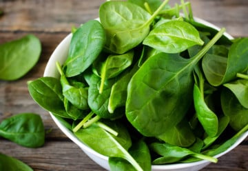 Popínavý špenát můžete uždibovat od jara do podzimu.